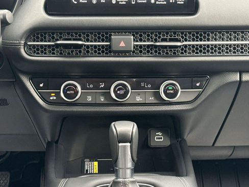 Certified 2025 Honda HR-V EX-L image 25