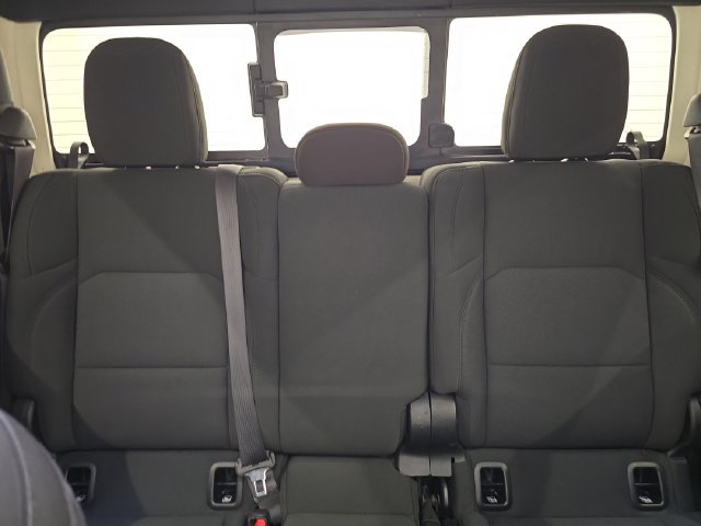 Used 2022 Jeep Gladiator Sport AWD/4WD image 24
