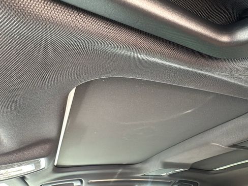 Used 2025 Audi A8 L 3.0T image 11