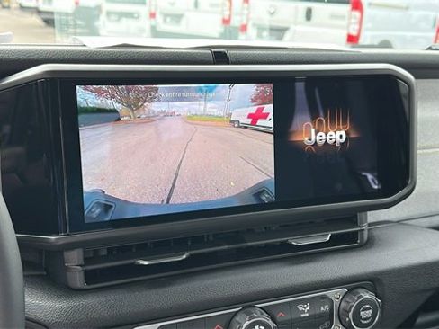 New 2026 Jeep Gladiator Sport image 15