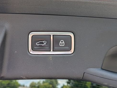 Used 2021 Kia Sorento SX AWD/4WD image 21