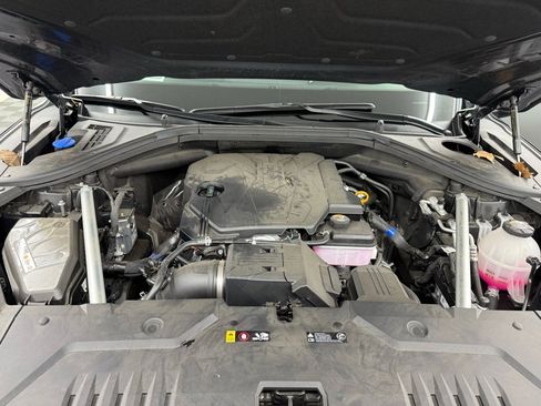 Used 2025 Genesis GV70 2.5T w/ Select Package image 37