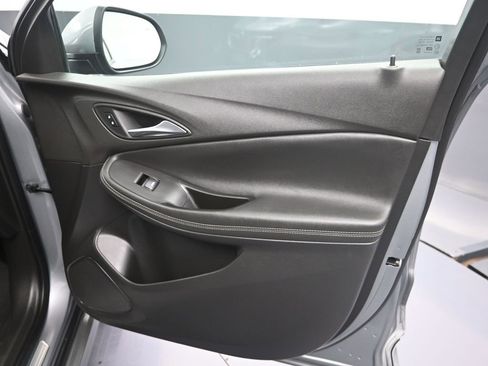 Used 2023 Buick Encore GX Select w/ Sport Touring Package image 34