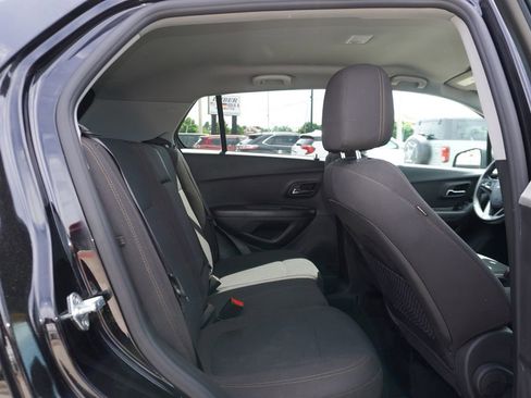 Used 2020 Chevrolet Trax LS w/ Tint and Cruise Package AWD/4WD image 26