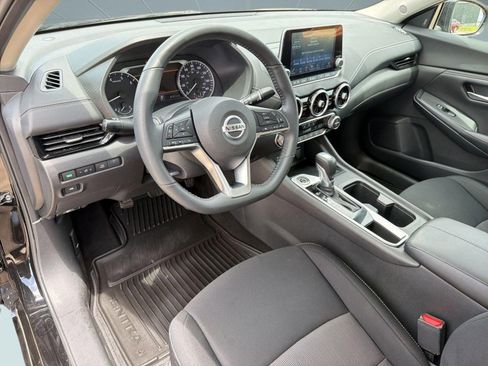 Used 2023 Nissan Sentra SV w/ All-Weather Package FWD image 4