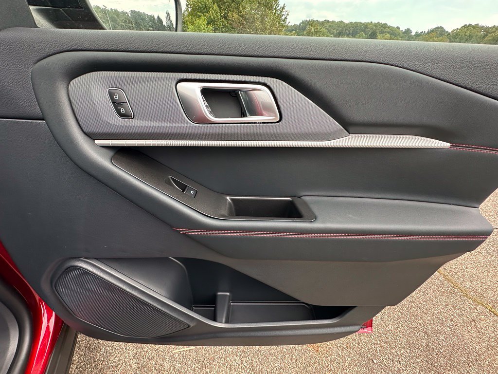 New 2027 Ford Explorer ST-Line AWD/4WD image 23