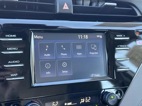 Used 2019 Toyota Camry LE image 12