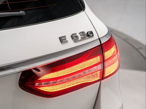 Used 2020 Mercedes-Benz E 63 AMG S image 39