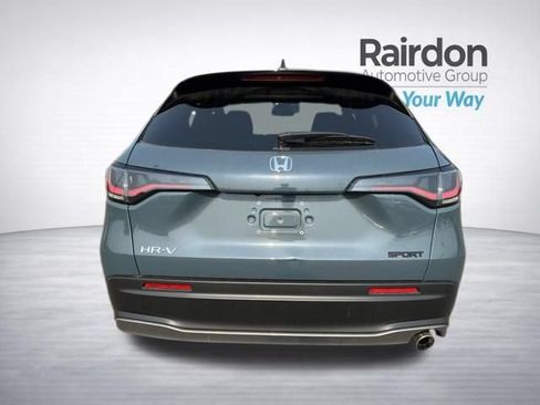 Used 2025 Honda HR-V Sport image 6