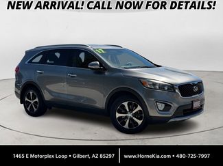 Used 2017 Kia Sorento EX image 1