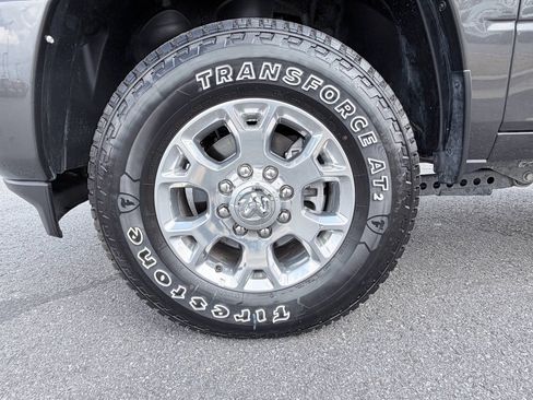 Used 2024 RAM 2500 Laramie image 38