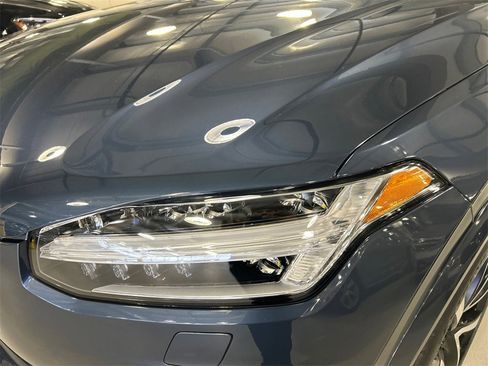 Certified 2023 Volvo XC90 T8 Plus image 7