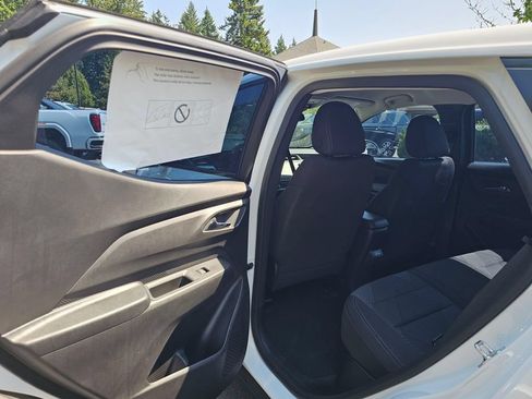 New 2027 Chevrolet Bolt LT w/ Comfort Package FWD image 19