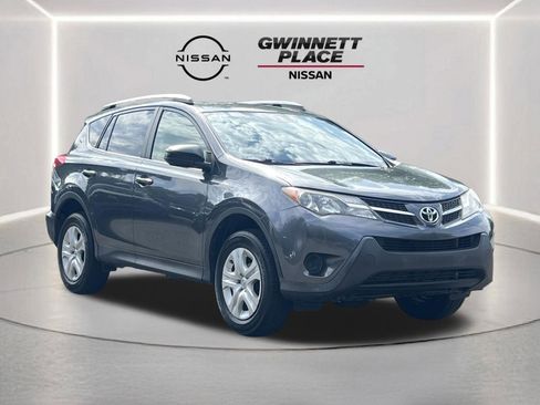 Used 2013 Toyota RAV4 LE AWD/4WD image 25
