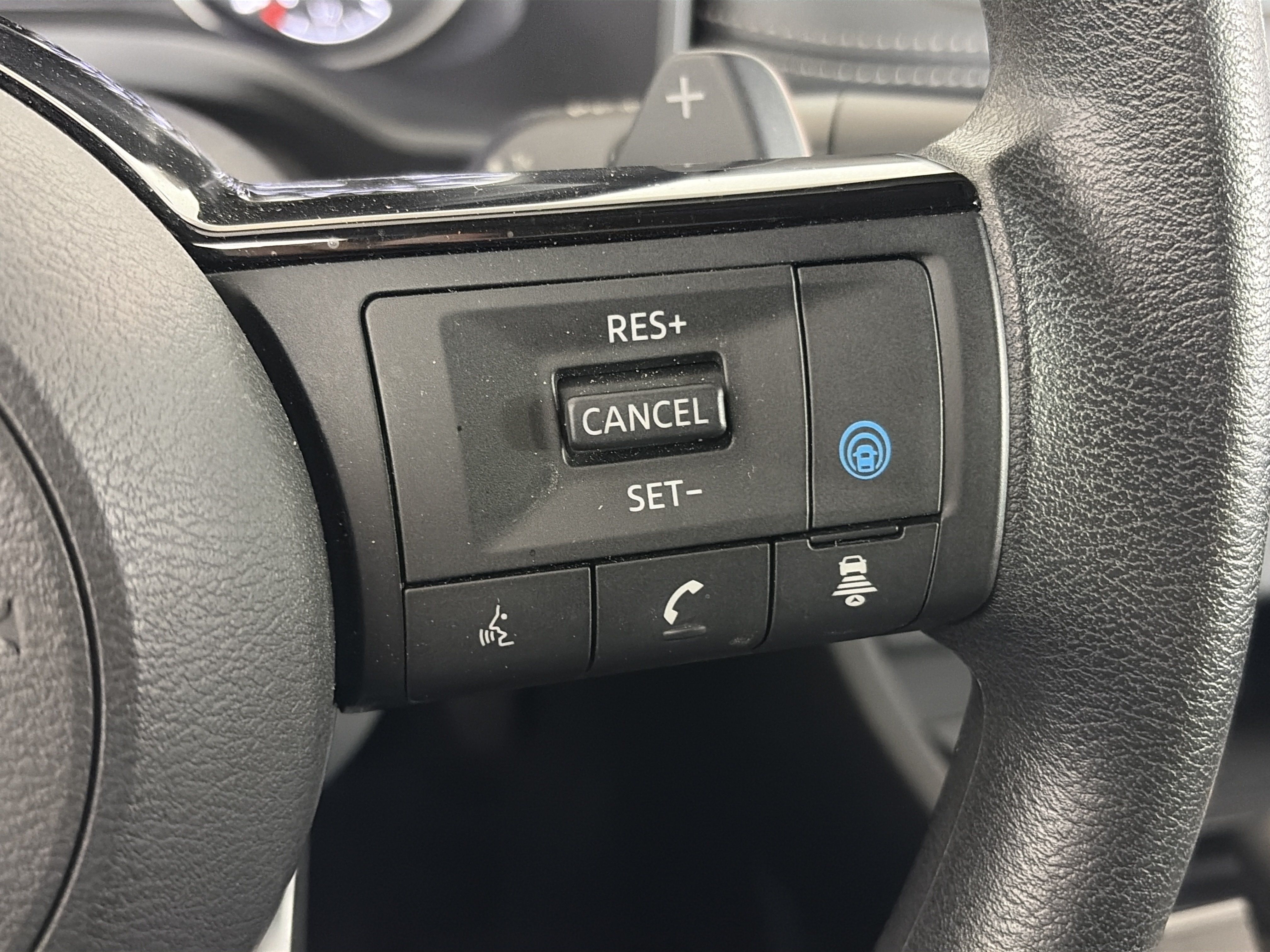 Certified 2023 Nissan Rogue SV AWD/4WD image 30