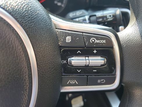 Certified 2023 Kia Sorento LX AWD/4WD image 12