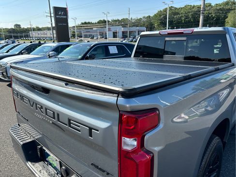 Certified 2024 Chevrolet Silverado 1500 RST w/ Convenience Package II AWD/4WD image 32