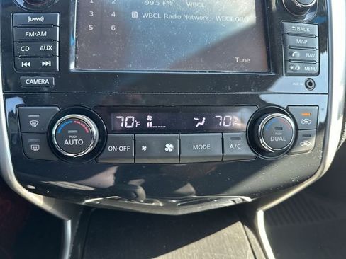 Used 2013 Nissan Altima 2.5 SV w/ 2.5SV Convenience Pkg FWD image 19