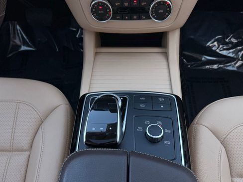 Used 2018 Mercedes-Benz GLS 450 4MATIC w/ Premium Package image 36