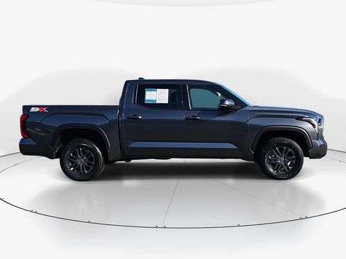 Used 2023 Toyota Tundra SR5 w/ SR5 Convenience Package AWD/4WD image 4