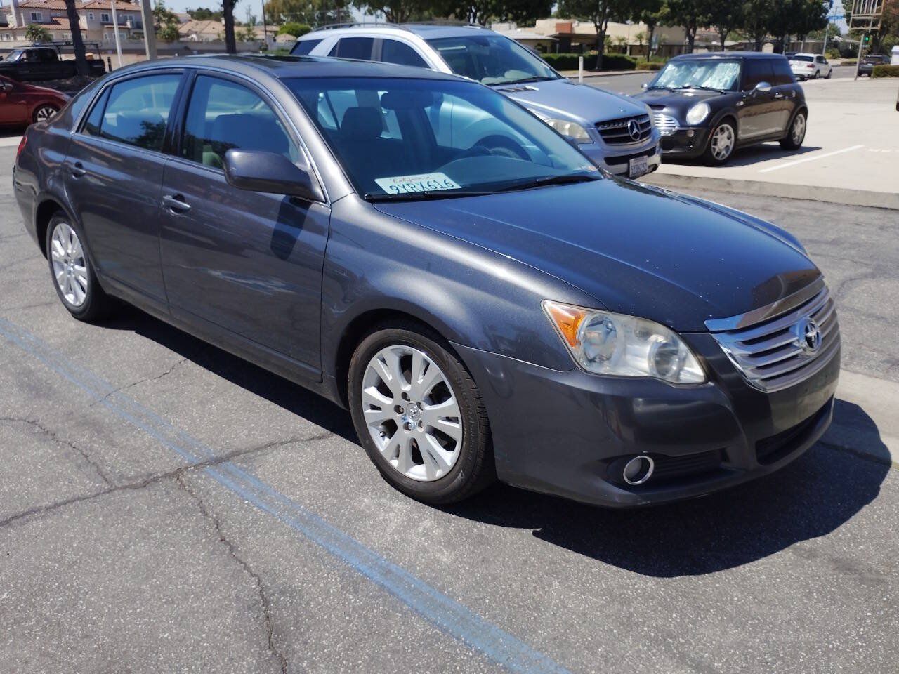Used 2008 Toyota Avalon Touring FWD image 1