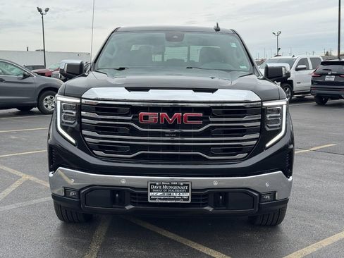 Used 2025 GMC Sierra 1500 SLT w/ SLT Premium Package image 8