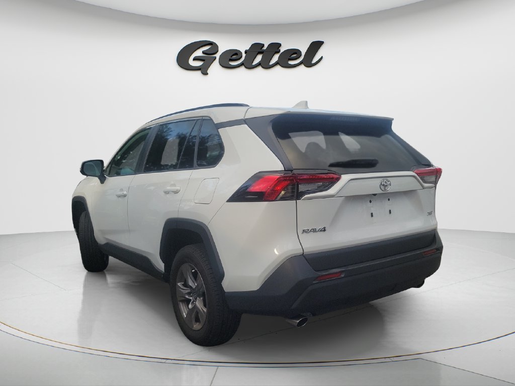 Used 2023 Toyota RAV4 XLE FWD image 5