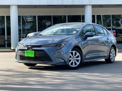 Used 2024 Toyota Corolla LE FWD image 1
