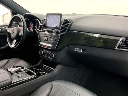 Used 2018 Mercedes-Benz GLE 350 image 10