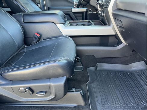 Used 2018 Ford F350 Lariat w/ Lariat Ultimate Package image 17