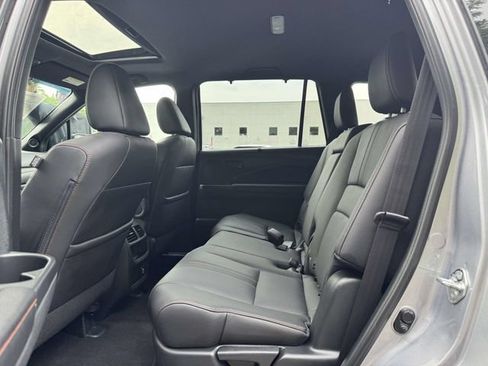 Certified 2023 Honda Passport TrailSport image 10