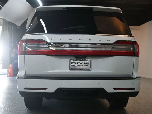 Used 2020 Lincoln Navigator Reserve w/ Luxury Package AWD/4WD image 11