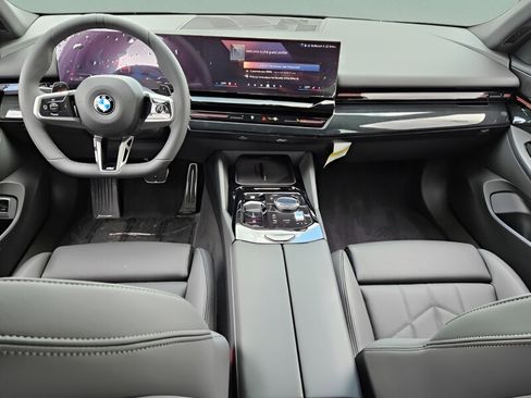 New 2026 BMW 530i w/ M Sport Package RWD image 13