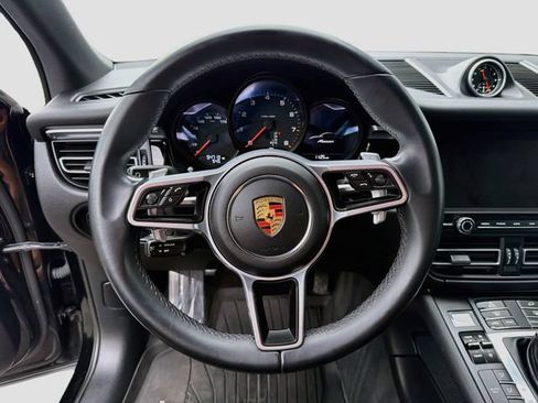 Used 2021 Porsche Macan AWD/4WD image 12