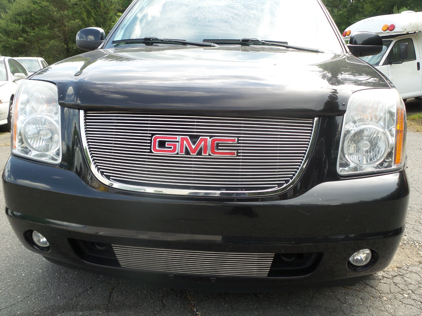 Used 2012 GMC Yukon SLT w/ SLT-2 Equipment Package AWD/4WD image 35