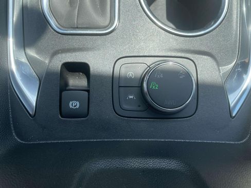 Used 2023 Chevrolet Traverse LS AWD/4WD image 30