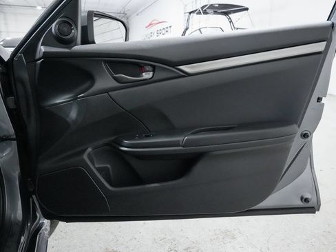 Used 2021 Honda Civic Sport image 32
