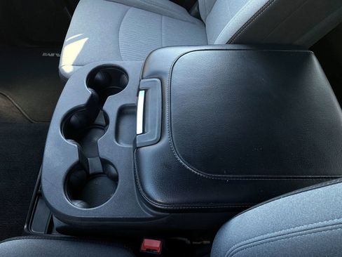 Used 2024 RAM 2500 Big Horn image 24