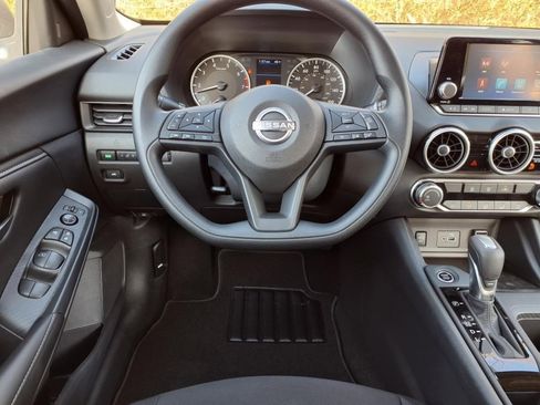 New 2025 Nissan Sentra S image 10