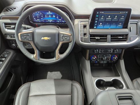 Used 2024 Chevrolet Suburban High Country w/ Max Trailering Package AWD/4WD image 13