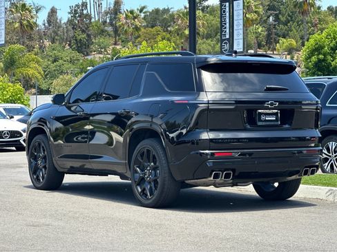 Used 2024 Chevrolet Traverse RS AWD/4WD image 5