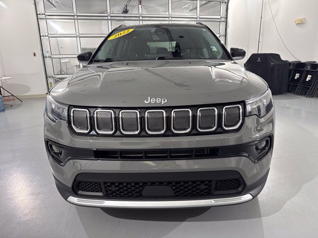 Used 2022 Jeep Compass Limited AWD/4WD image 2
