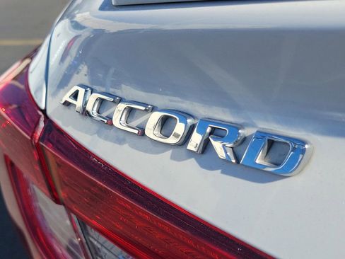 Used 2020 Honda Accord Sport image 7