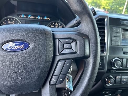 Used 2015 Ford F150 XLT AWD/4WD image 22