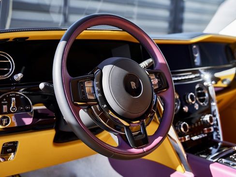 Used 2025 Rolls-Royce Cullinan image 41