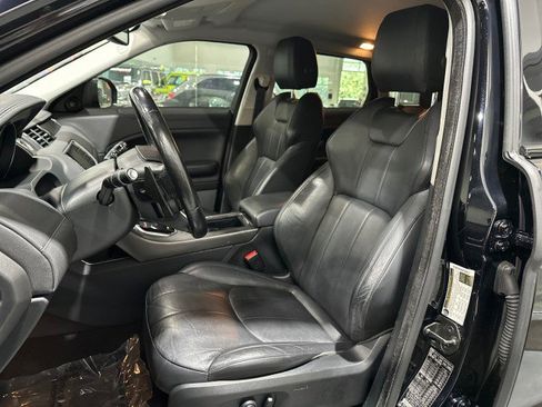 Used 2018 Land Rover Range Rover Evoque SE AWD/4WD image 5