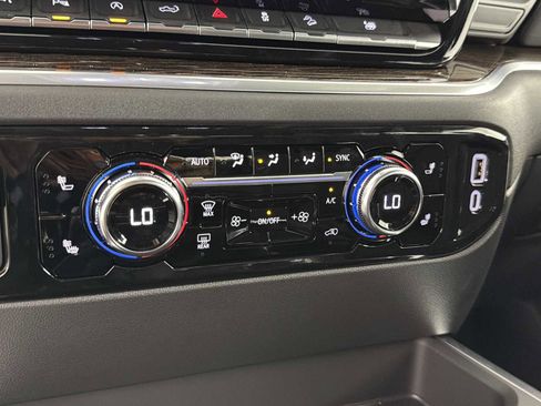 New 2026 GMC Sierra 1500 Elevation w/ Elevation Premium Package AWD/4WD image 29
