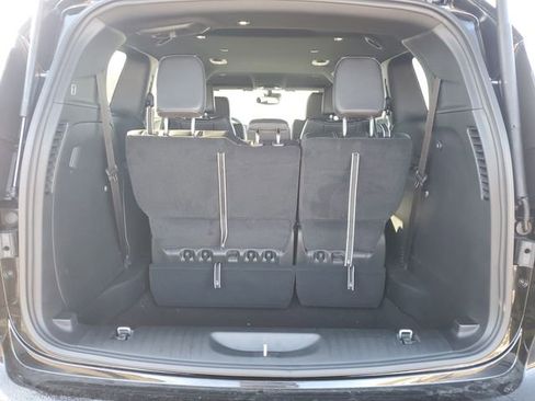 New 2026 Chrysler Pacifica Select image 27