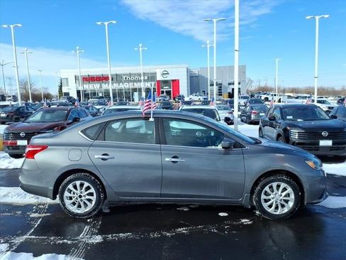 Used 2018 Nissan Sentra SV image 2