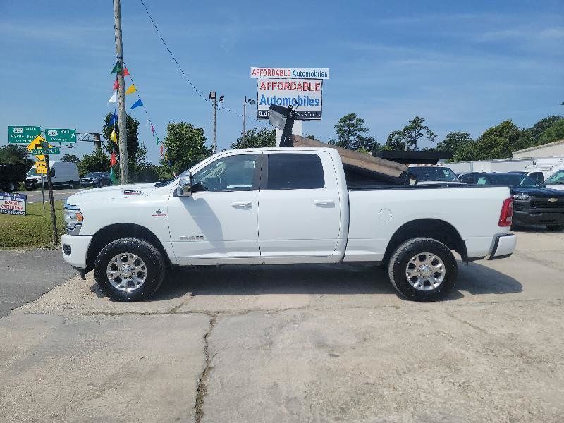 Used 2024 RAM 2500 Laramie AWD/4WD image 4